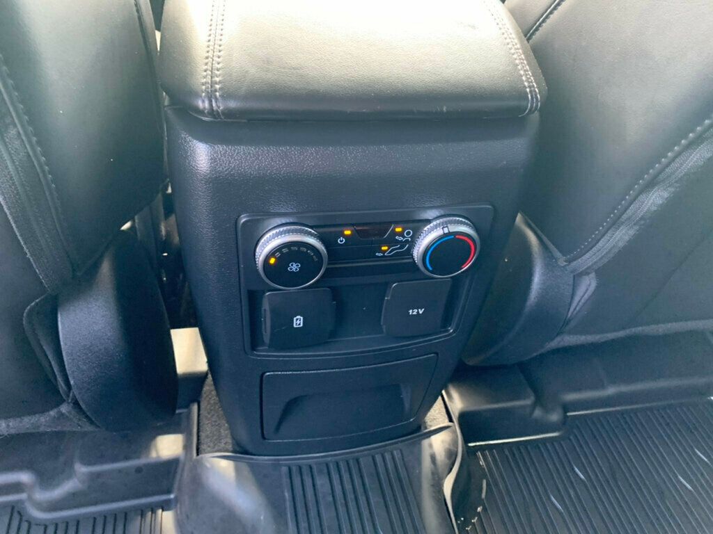 2023 Ford Explorer XLT Fully Loaded RWD - 22922386 - 28