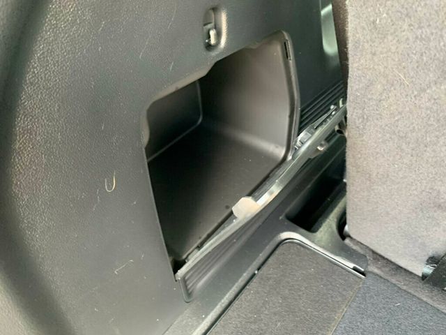 2023 Ford Explorer XLT Fully Loaded RWD - 22922386 - 50