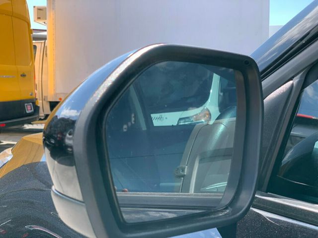 2023 Ford Explorer XLT Fully Loaded RWD - 22922386 - 55