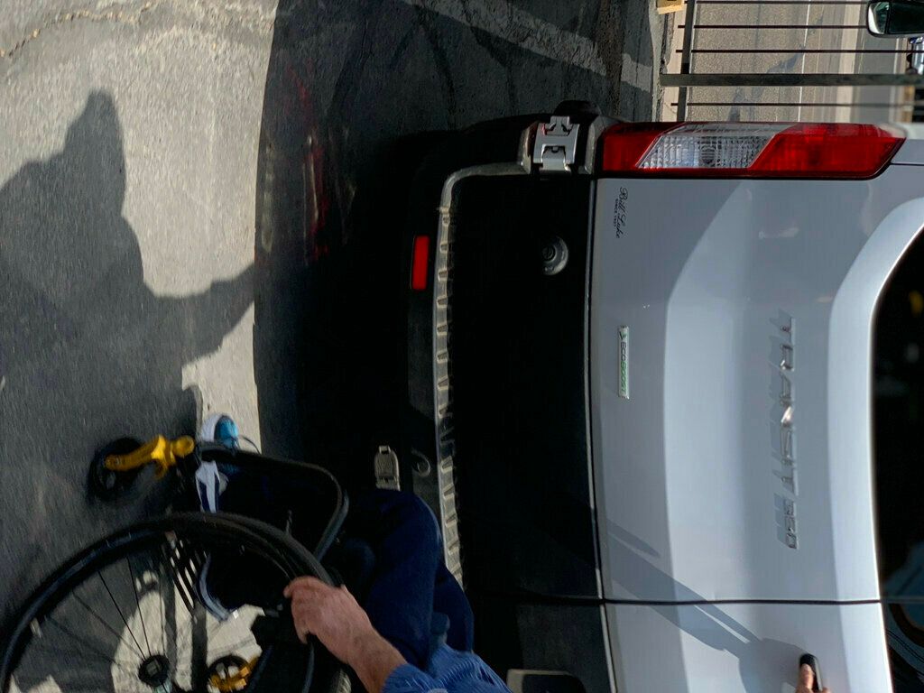 2023 Ford Explorer XLT Fully Loaded RWD - 22922386 - 56