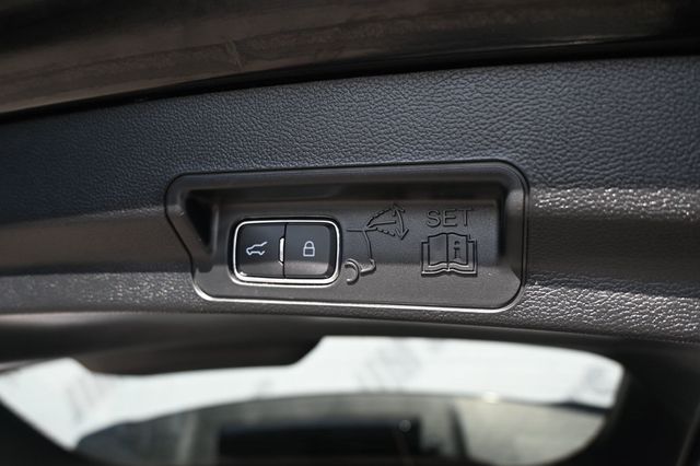 2023 Ford Explorer XLT RWD - 22974554 - 17