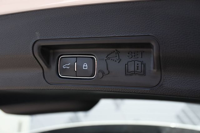 2023 Ford Explorer XLT RWD - 23002340 - 17