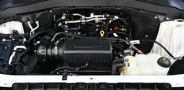 2023 Ford Explorer XLT RWD - 23002340 - 18