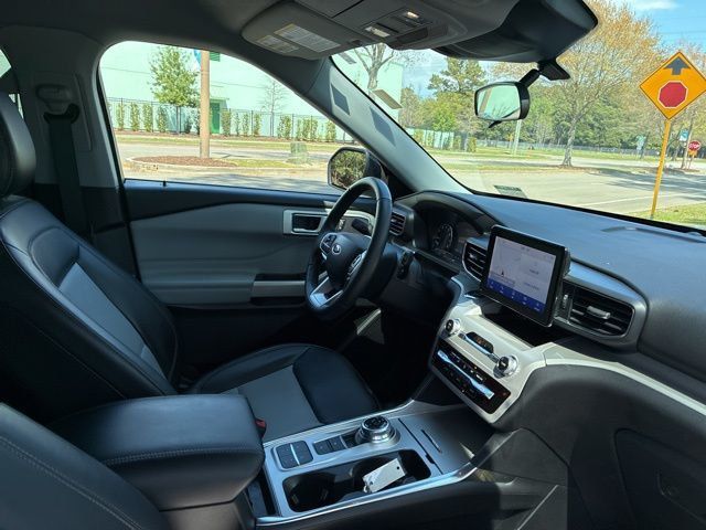 2023 Ford Explorer XLT RWD - 23001434 - 22