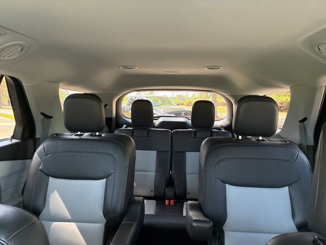 2023 Ford Explorer XLT RWD - 23001434 - 34
