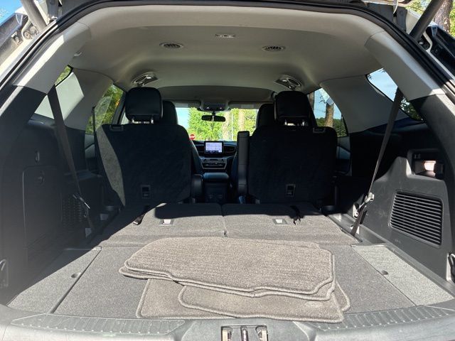 2023 Ford Explorer XLT RWD - 23017737 - 16