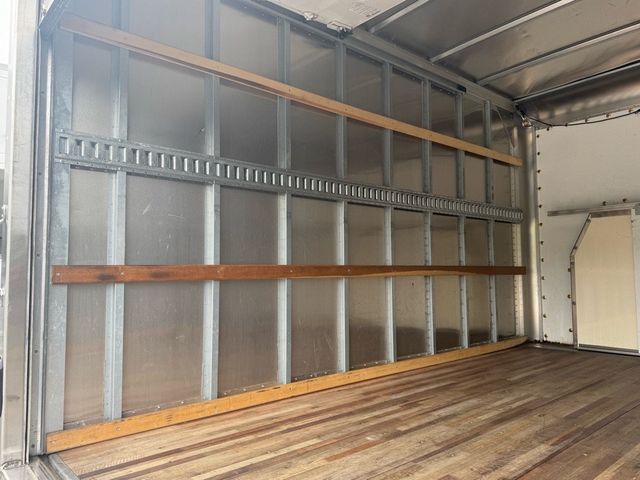 2023 Ford E-350SD Base - 22944511 - 9