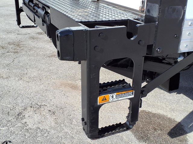 2023 Ford E-Series Cutaway 13' Box Van w/Liftgate - 23088520 - 20