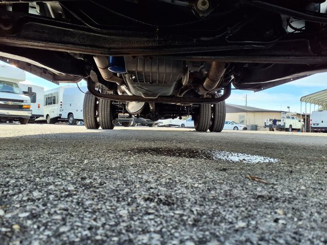 2023 Ford E-Series Cutaway 13' Box Van w/Liftgate - 23088520 - 23