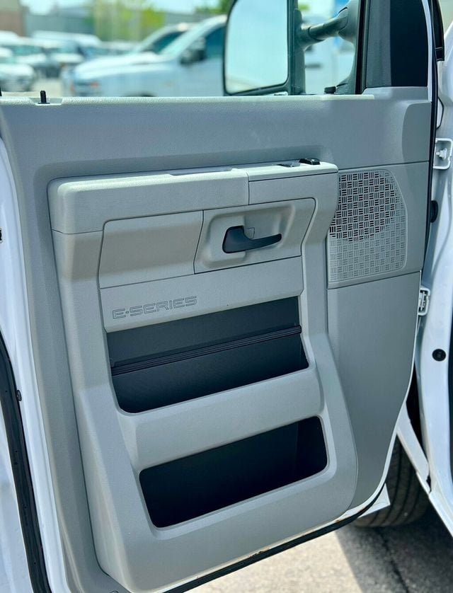 2023 Ford E-Series Cutaway E350 SUPER DUTY **REFRIGERATED** - 23027846 - 20