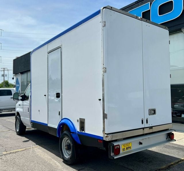 2023 Ford E-Series Cutaway E350 SUPER DUTY **REFRIGERATED** - 23027846 - 2