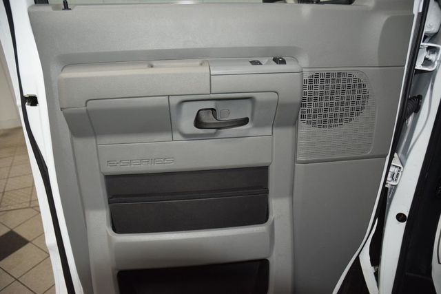 2023 Ford E-Series Cutaway E450 CUTAWAY * 7.3 V8 * DEJANA DURACUBE * 1 OWNER - 23042609 - 30