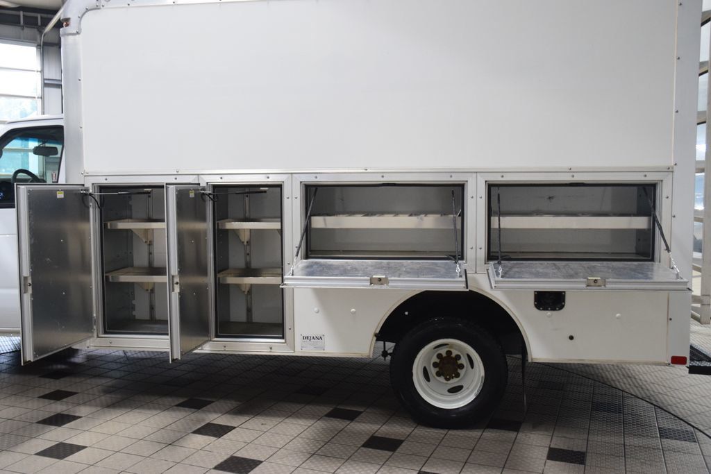 2023 Ford E-Series Cutaway E450 CUTAWAY * 7.3 V8 * DEJANA DURACUBE * 1 OWNER - 23042609 - 34