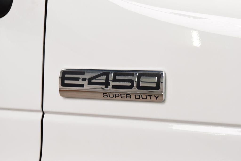 2023 Ford E-Series Cutaway E450 CUTAWAY * 7.3 V8 * DEJANA DURACUBE * 1 OWNER - 23042609 - 7