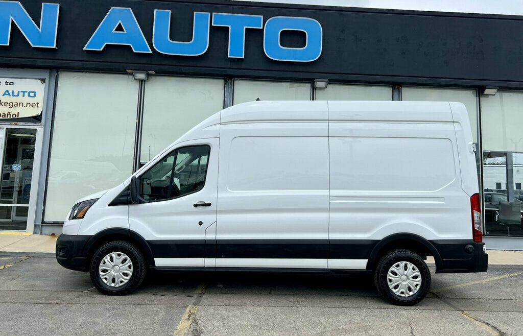 2023 Ford E-Transit Cargo Van T-350 148" Hi Rf 9500 GVWR RWD - 23070199 - 33