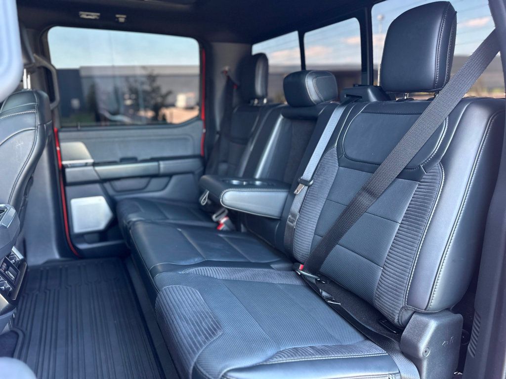 2023 Ford F-150 Raptor photo 16
