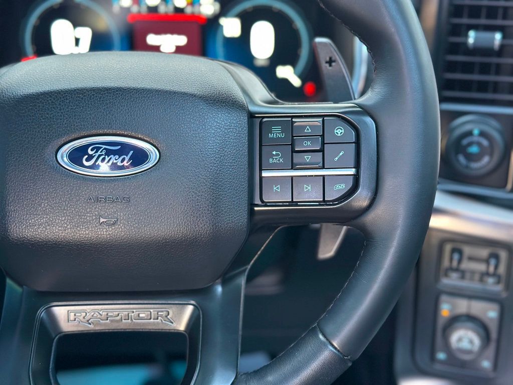 2023 Ford F-150 Raptor photo 27