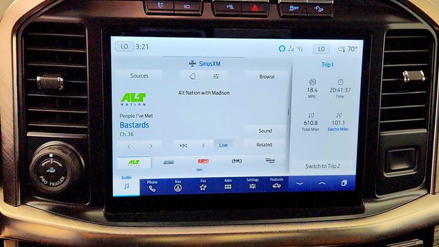 2023 Ford F-150 King Ranch 4WD SuperCrew 6.5' Box w/ PowerBoost, Moonroof & FX4 - 23035217 - 15