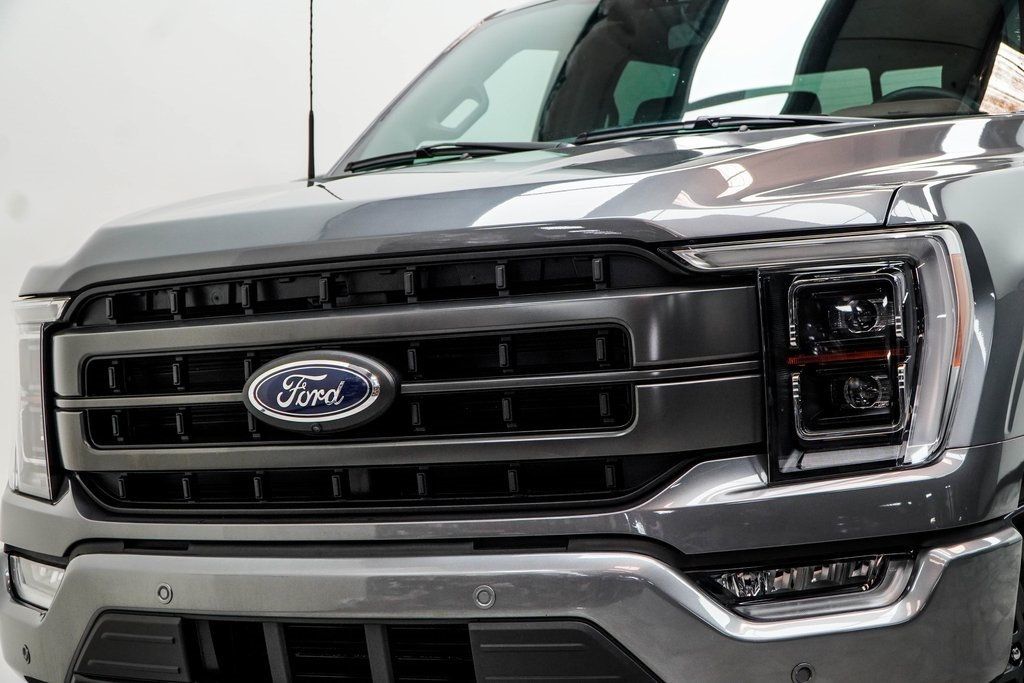 2023 Ford F-150 Lariat photo 2
