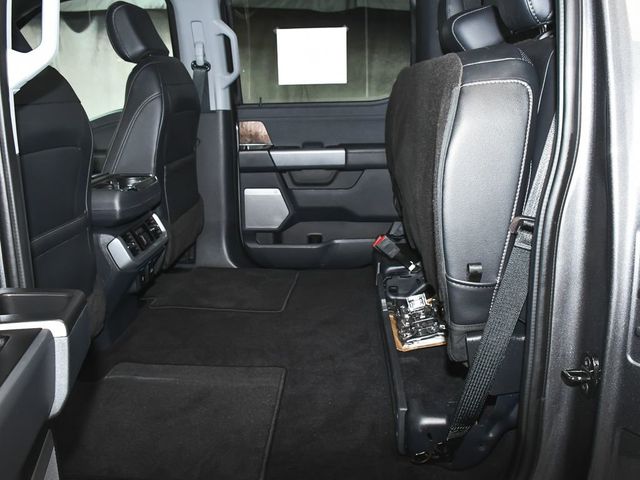 2023 Ford F-150 Lariat - 23006674 - 47