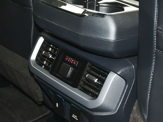 2023 Ford F-150 Lariat - 23006674 - 52