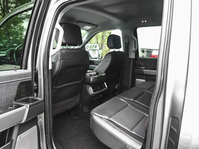 2023 Ford F-150 Lariat - 22910072 - 28