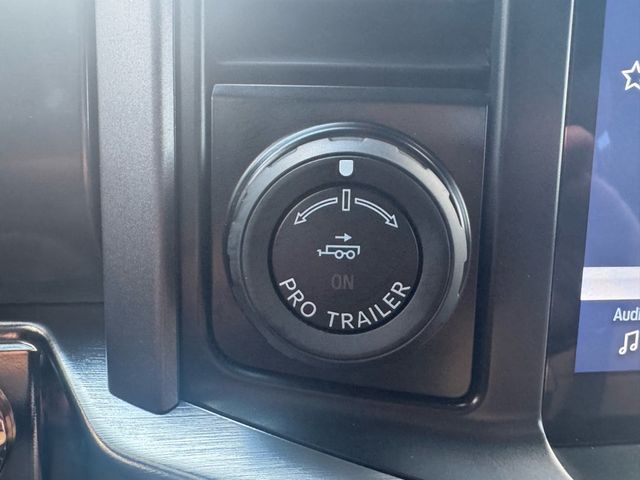 2023 Ford F-150 Lariat - 23061913 - 25