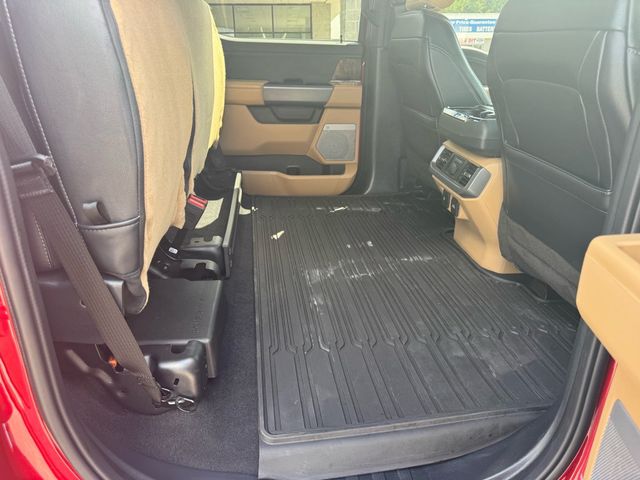 2023 Ford F-150 Lariat - 23061913 - 36