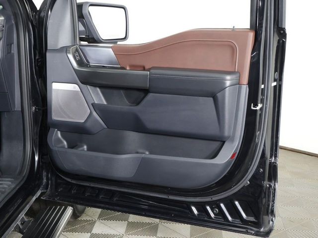 2023 Ford F-150 Lariat - 23075128 - 29