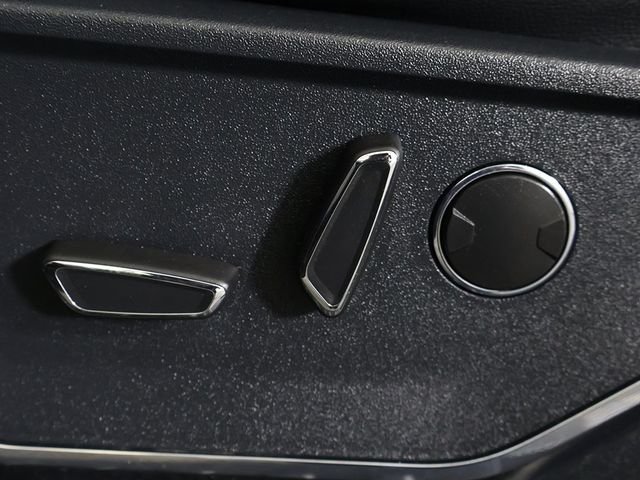 2023 Ford F-150 Lariat - 22935573 - 36