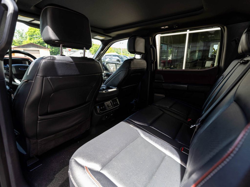 Ford F-150 photo 27