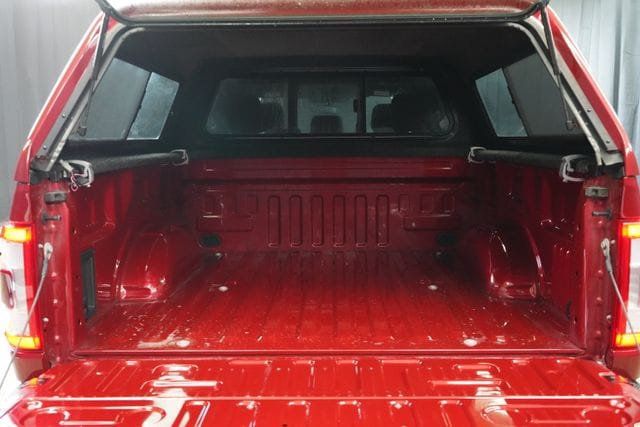 2023 Ford F-150 Lariat - 23077740 - 49