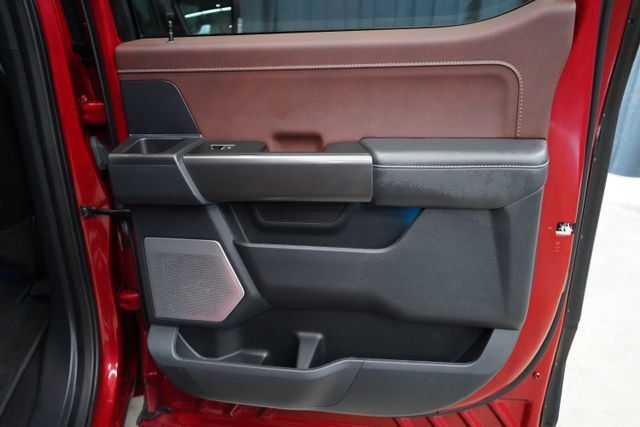 2023 Ford F-150 Lariat - 23077740 - 50