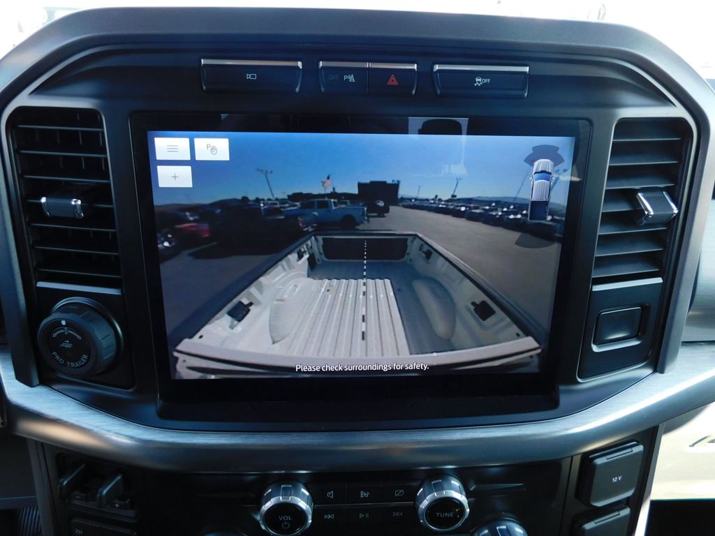 2023 Ford F-150 Lariat photo 38
