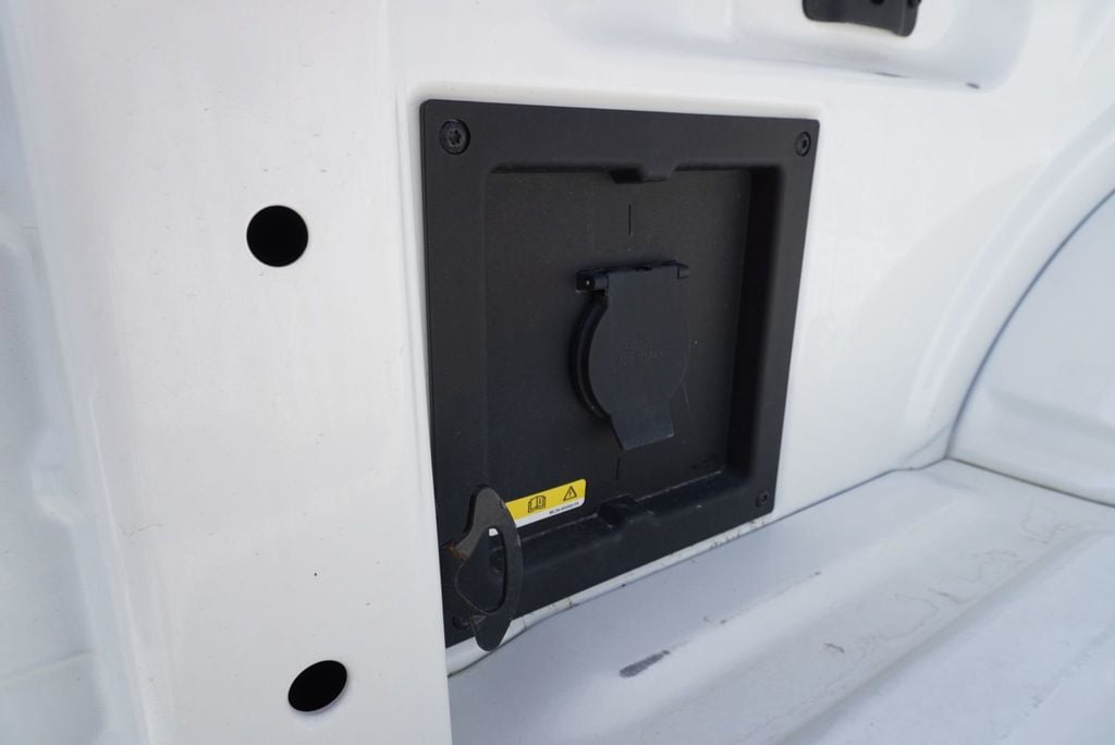 2023 Ford F-150 LARIAT - 22907982 - 11