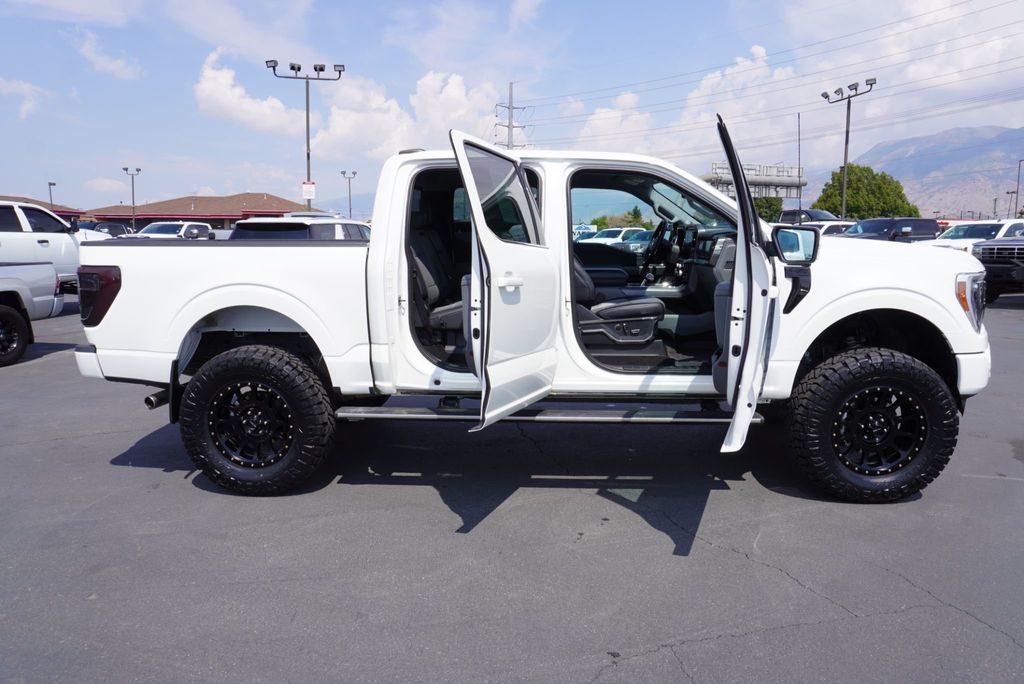 2023 Ford F-150 LARIAT - 22907982 - 26