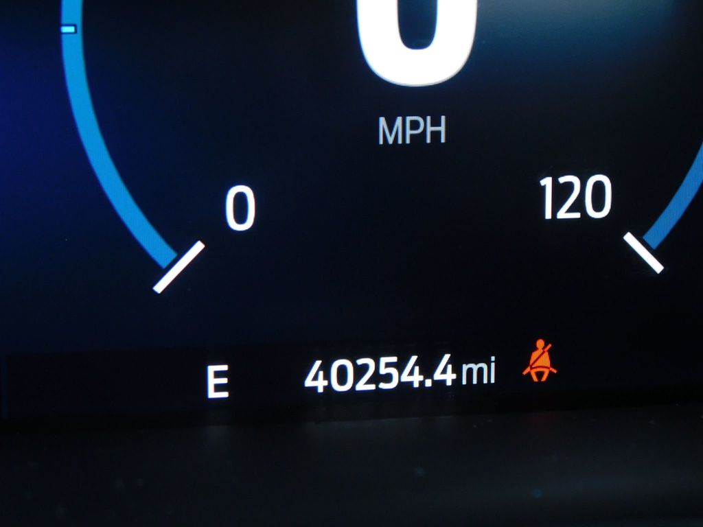 2023 Ford F-150 LARIAT - 22907982 - 30