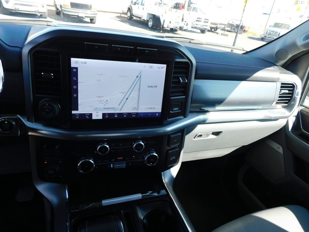 2023 Ford F-150 LARIAT - 22907982 - 32