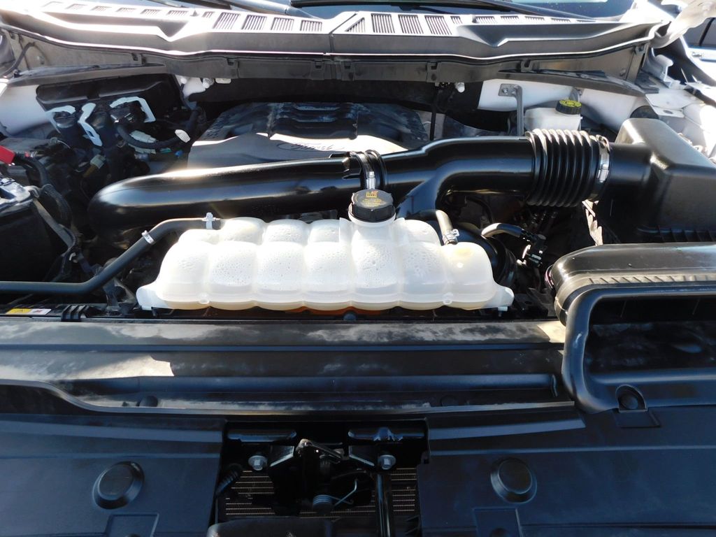 2023 Ford F-150 LARIAT - 22907982 - 53