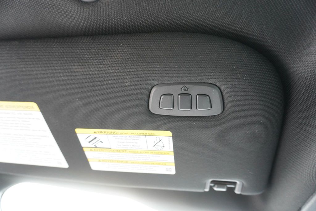 2023 Ford F-150 LARIAT - 23043699 - 45
