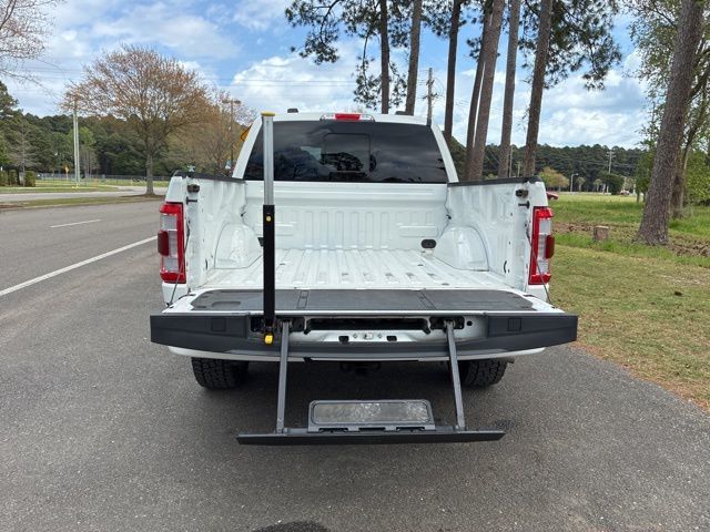 2023 Ford F-150 Lariat - 22998665 - 17