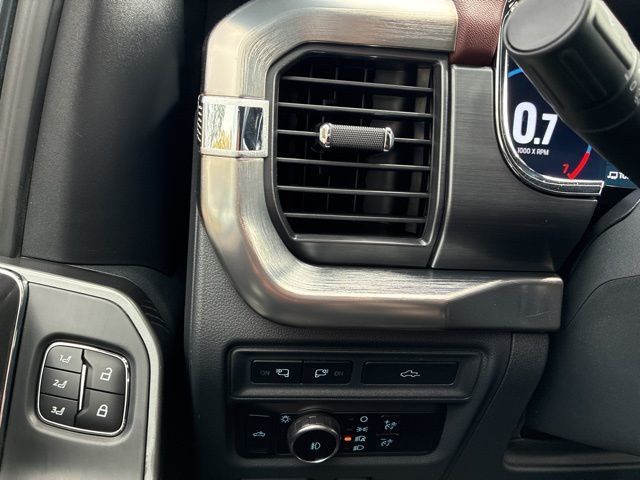 2023 Ford F-150 Lariat - 22998665 - 24