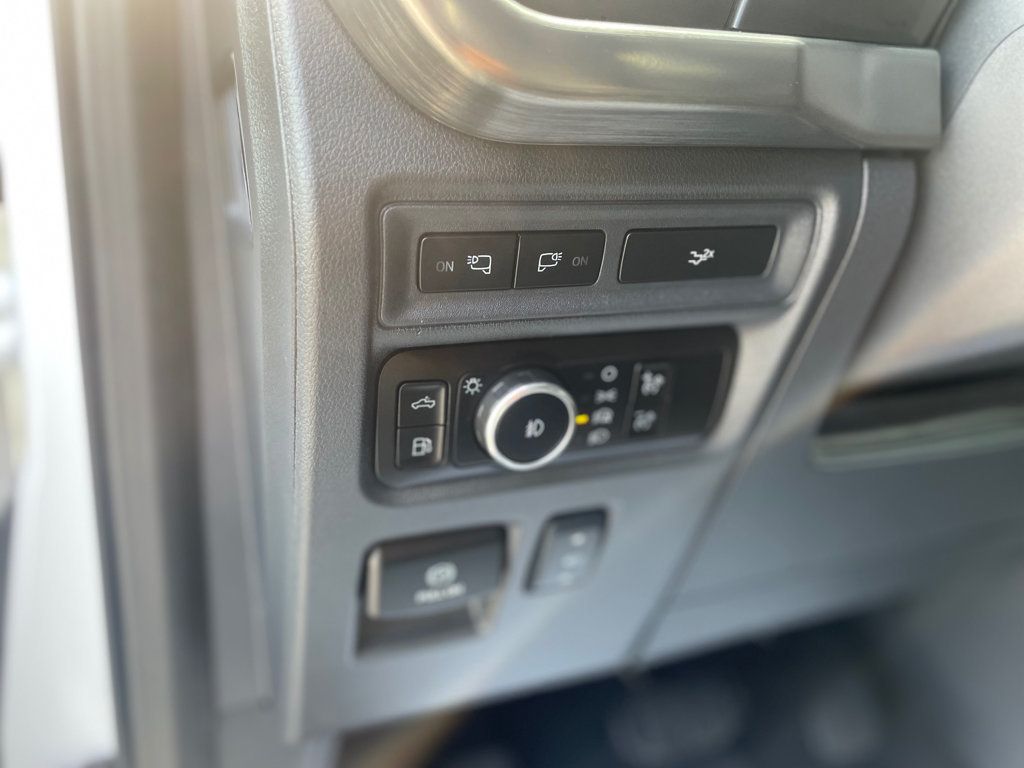 2023 Ford F-150 LARIAT 4WD SuperCrew 5.5' Box - 23074337 - 24