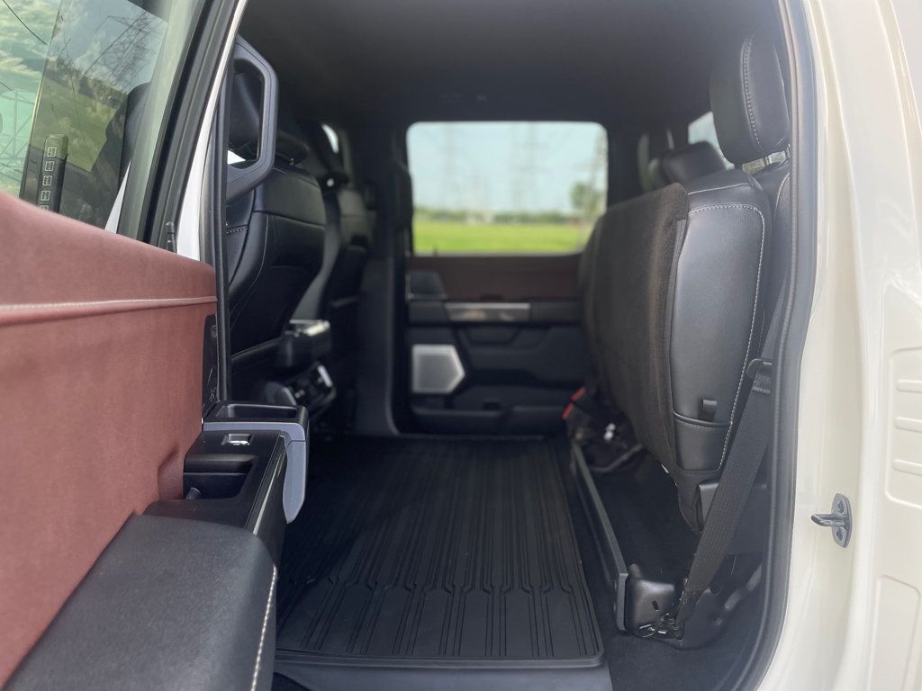 2023 Ford F-150 LARIAT 4WD SuperCrew 5.5' Box - 23074337 - 26