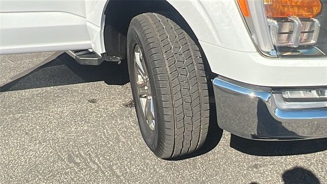 2023 Ford F-150 LARIAT 4WD SuperCrew 5.5' Box - 22897470 - 10