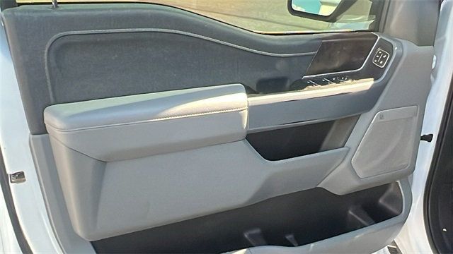 2023 Ford F-150 LARIAT 4WD SuperCrew 5.5' Box - 22897470 - 15