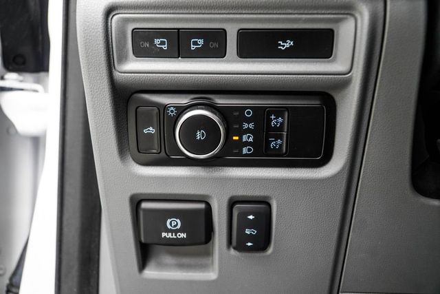 2023 Ford F-150 LARIAT 4WD SuperCrew 5.5' Box - 23038483 - 37