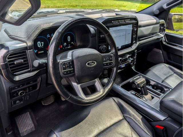 2023 Ford F-150 LARIAT 4WD SuperCrew 5.5' Box - 23005498 - 17