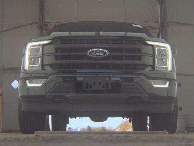 2023 Ford F-150 LARIAT 4WD SuperCrew 5.5' Box - 23036301 - 3