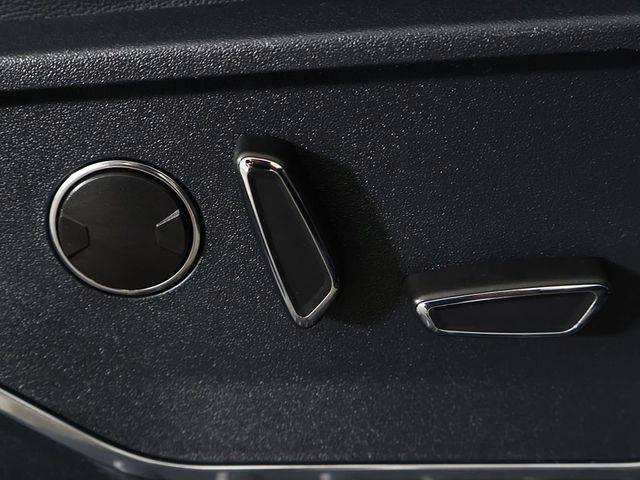 2023 Ford F-150 LARIAT 4WD SuperCrew 5.5' Box - 23036302 - 38